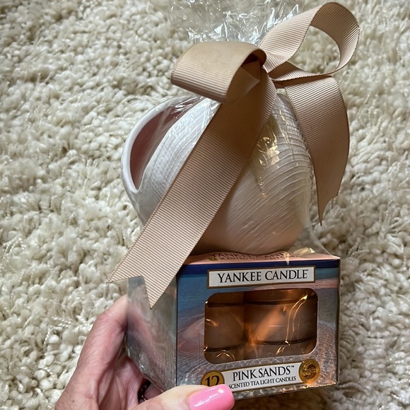 Yankee Candle Pink Sands Sea Shell and 12 Tea Lights - Picture 13 of 15